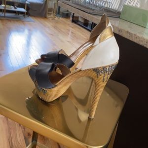 Authentic Giuseppe Zanotti platform heels size 39